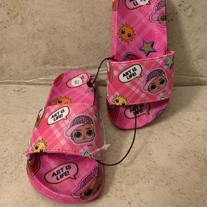 Toddler girl L.O.L. Surprise flip flops size 7/8